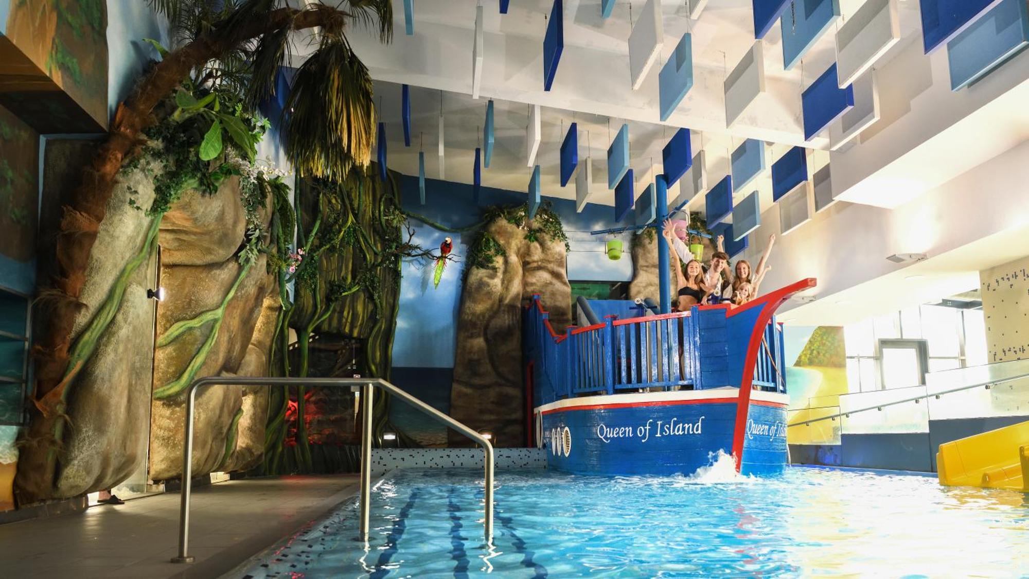 Hotel Aquacity Seasons Poprád Kültér fotó